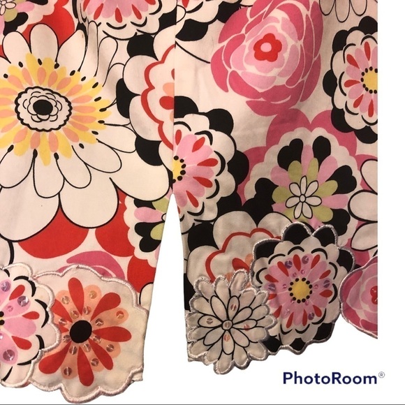 Kelly and Diane floral skirt size 10P - Picture 3 of 7